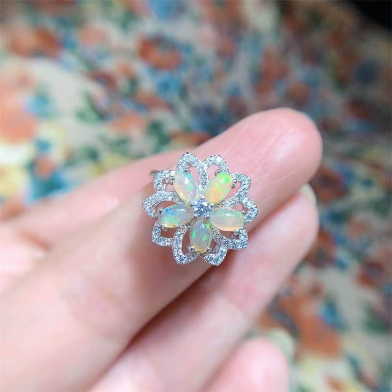 Vintage White/Light Opal Ring